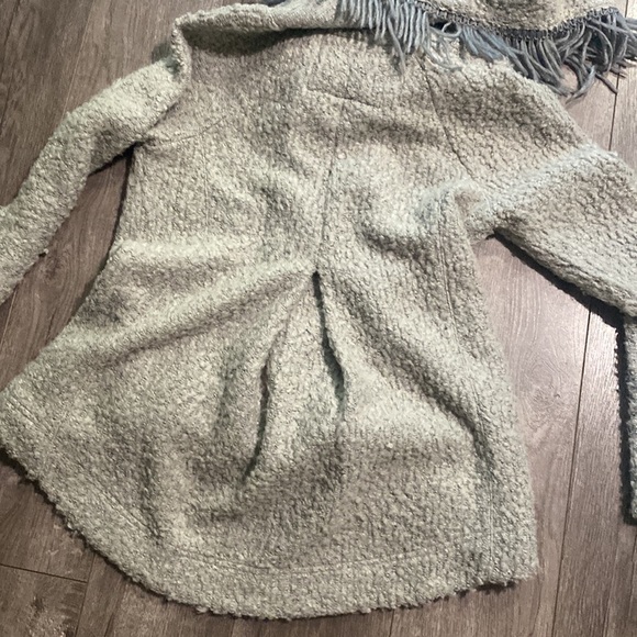 Anthropologie Angel of the North fringe cowl neck gray wool sweater size M - Picture 7 of 7